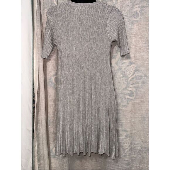 Nice Cooperative Dress Size small Gray Stretchy Short Sleeves Rayon Blend Textur - Picture 4 of 6